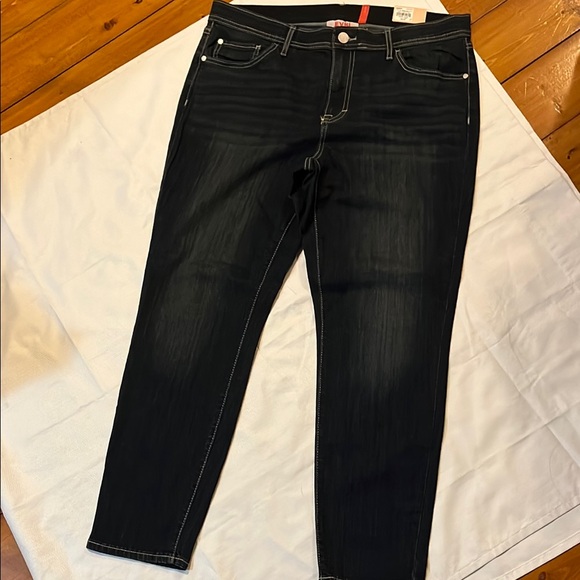 EVRI Denim - EVRI jeans
